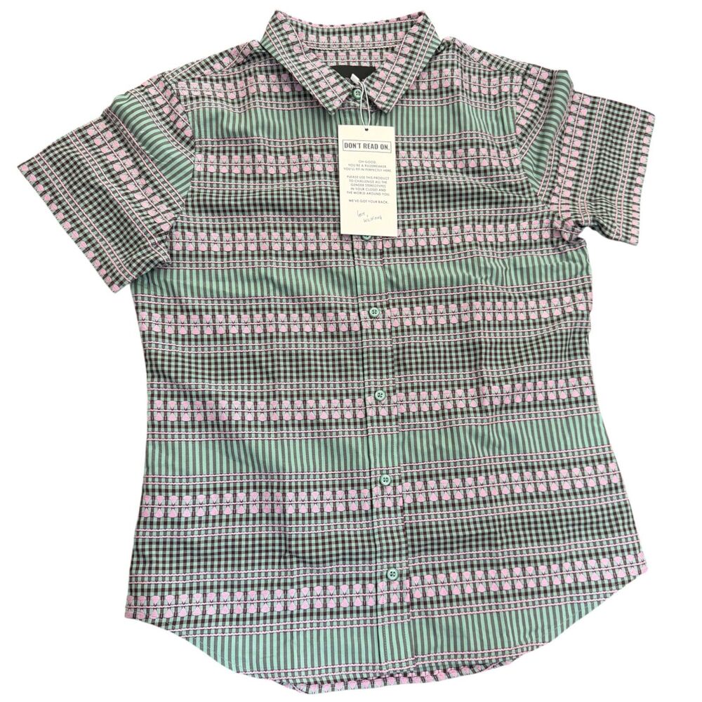 WILDFANG Essential Short Sleeve Button Up Shirt Small Green Plaid Gingham NWT